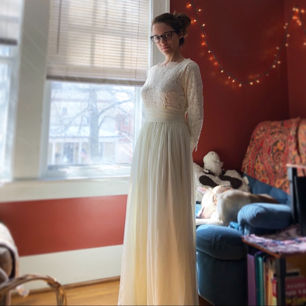 Meet your Posher, Antonia